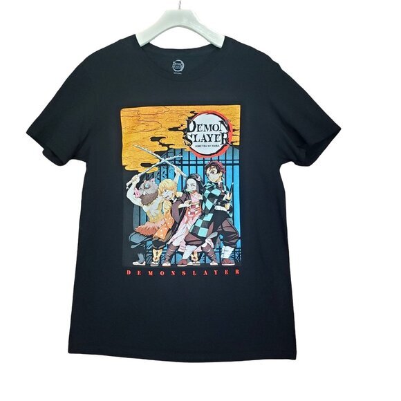 DEMON SLAYER Shirt Mens SZ M Tanjiro Nezuko Zenitsu Inosuke‎ Anime Weeb - Picture 1 of 7